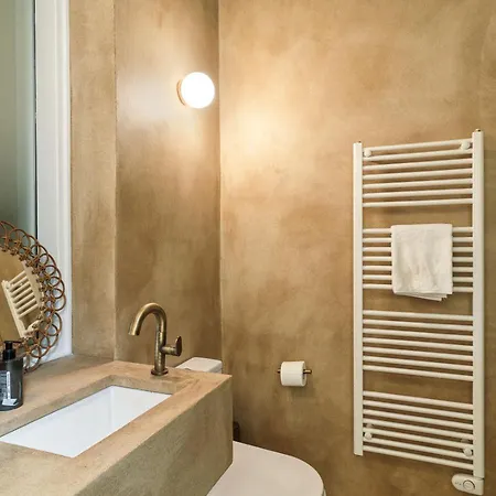 Timeless Gem In Old * Никосия