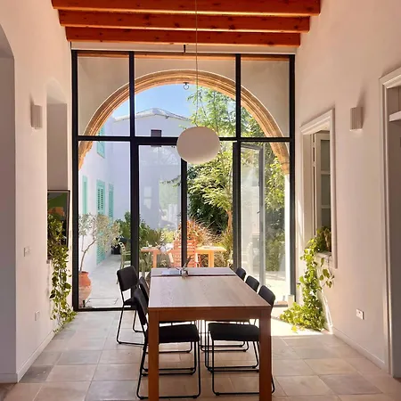 Timeless Gem In Old * Nicosia